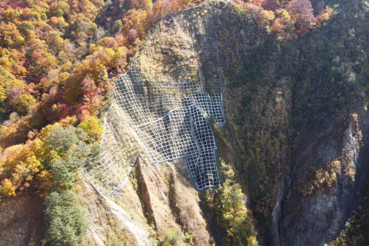 山伏山(三ツ谷西又)山腹工事(ゼロ国債)