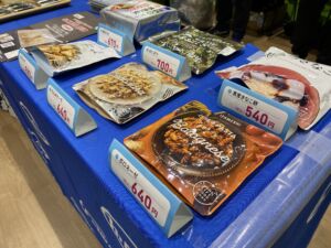 防災食の販売の様子